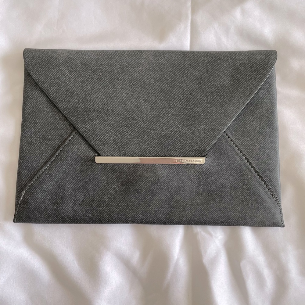 BCBG clutch